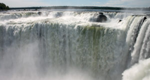 How to see Both Iguazu Falls in Argentina and Brazil