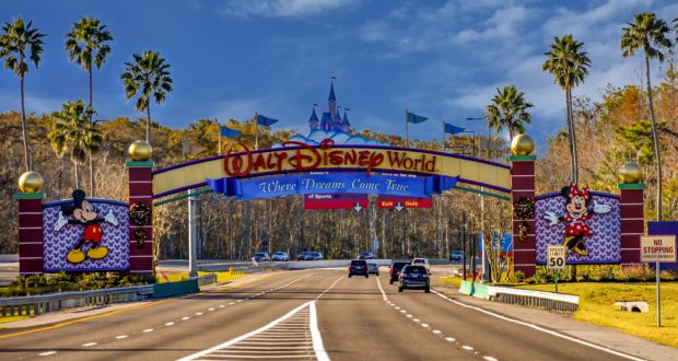 Orlando,,Florida.,January,11,,2019,Entrance,Arch,Of,Walt,Disney